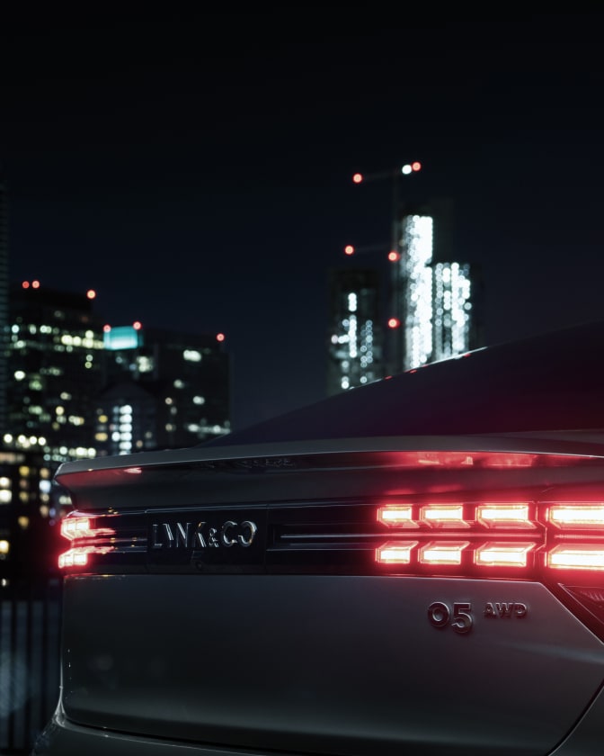 05 f2 Lynk & Co 05