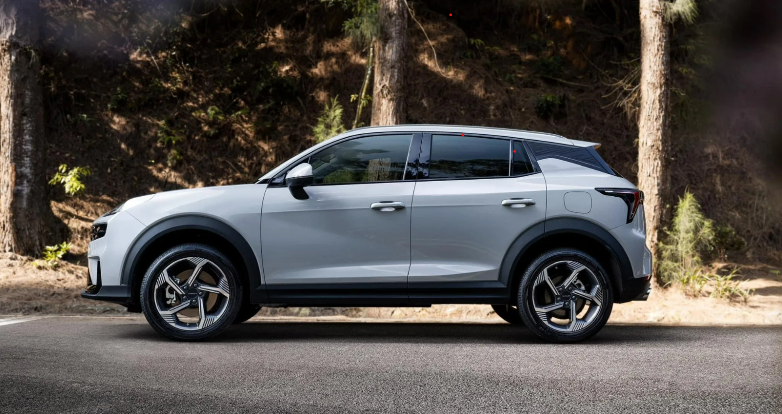 Lynk Co 06 1 Lynk & Co 06
